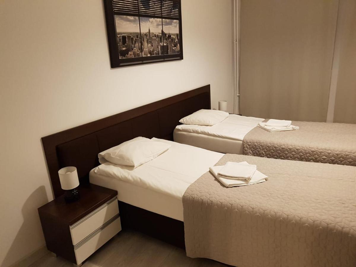Kaja Apartamenty Legnica Ngoại thất bức ảnh